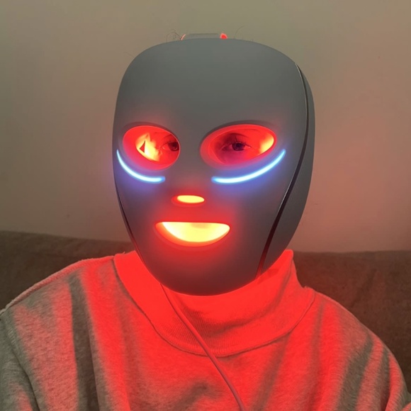 Shark Ninja LED Cryo Mask - Picture 4 of 6